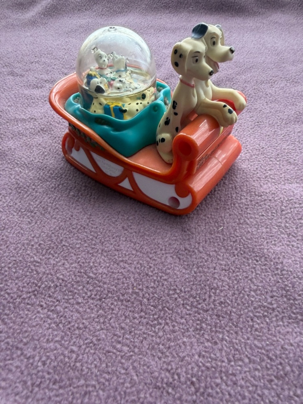 Disney's 101 Dalmatians vintage 1996 sleigh snow globe